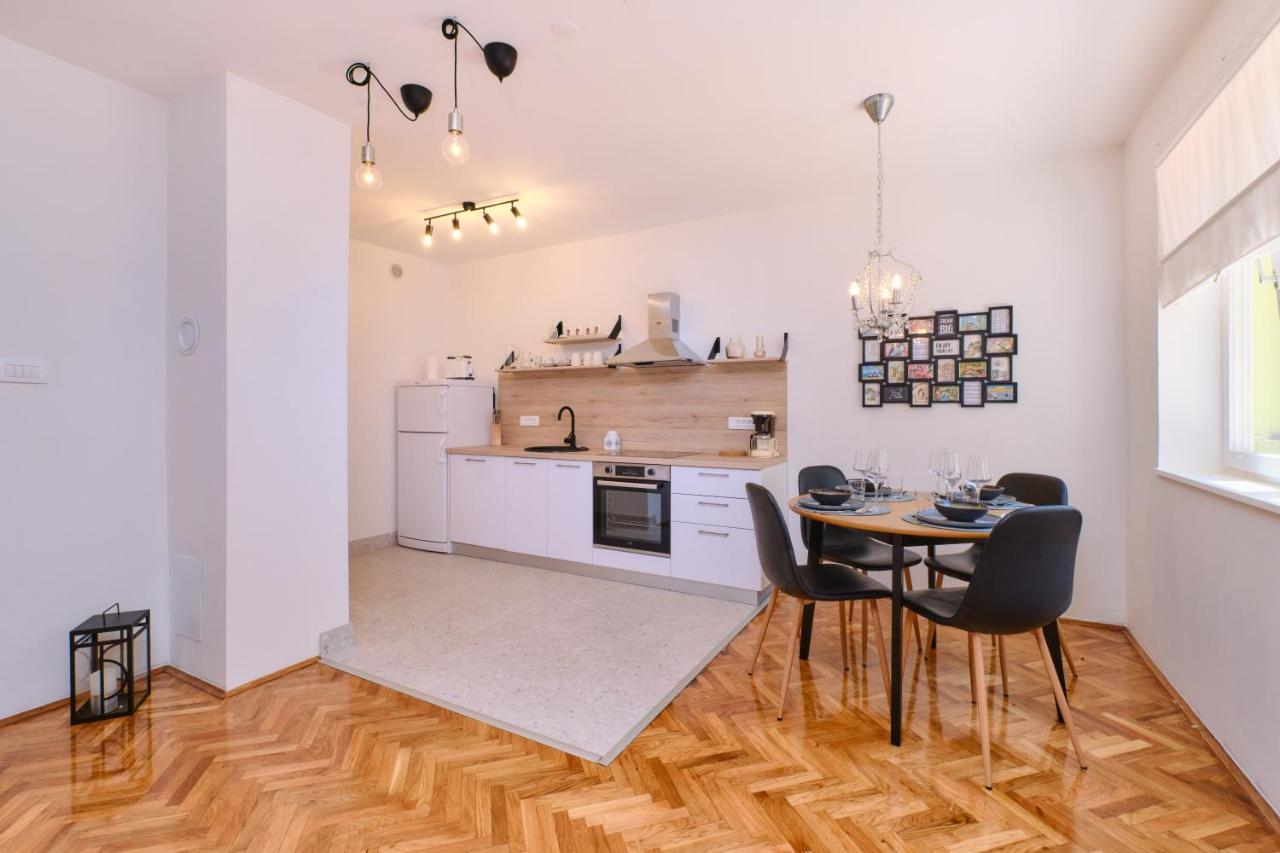 Apartament Dairos2 Mali Lošinj Zewnętrze zdjęcie