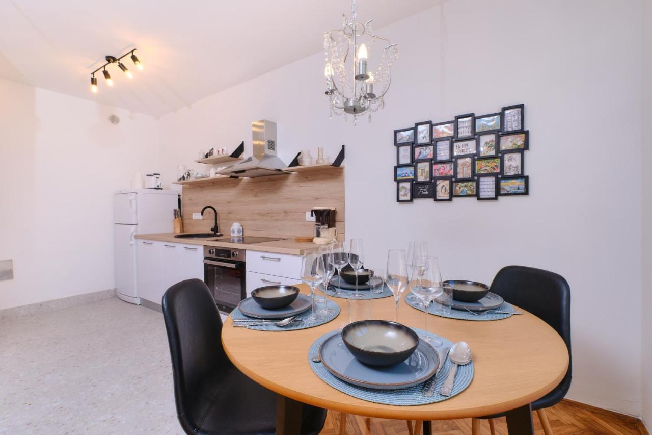 Apartament Dairos2 Mali Lošinj Zewnętrze zdjęcie