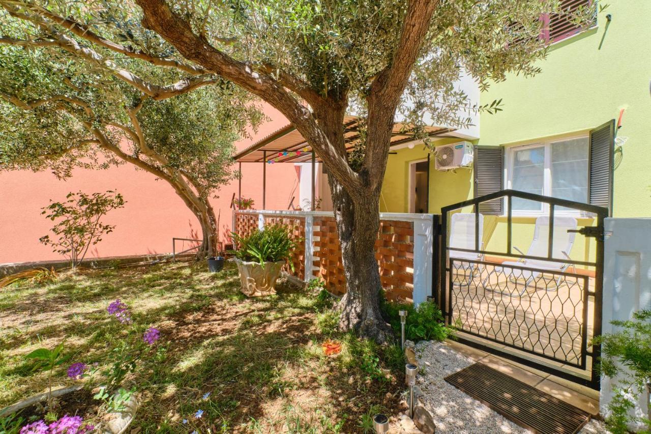 Apartament Dairos2 Mali Lošinj Zewnętrze zdjęcie